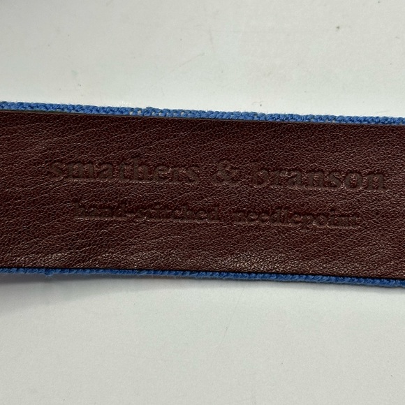 Smathers & Branson Women's Hand-stitched Needlepoint Starfish Cinch Belt - Picture 8 of 8